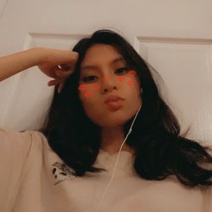 Meet your Posher, Nora